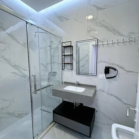 Kris Apartment Golem (Tirana)