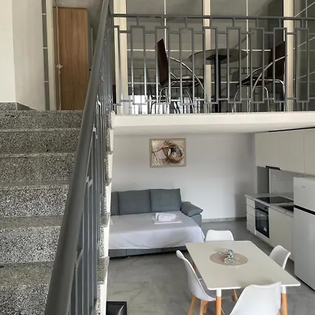 Kris Apartment Golem (Tirana)