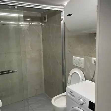 Apartment Kris Golem (Tirana)